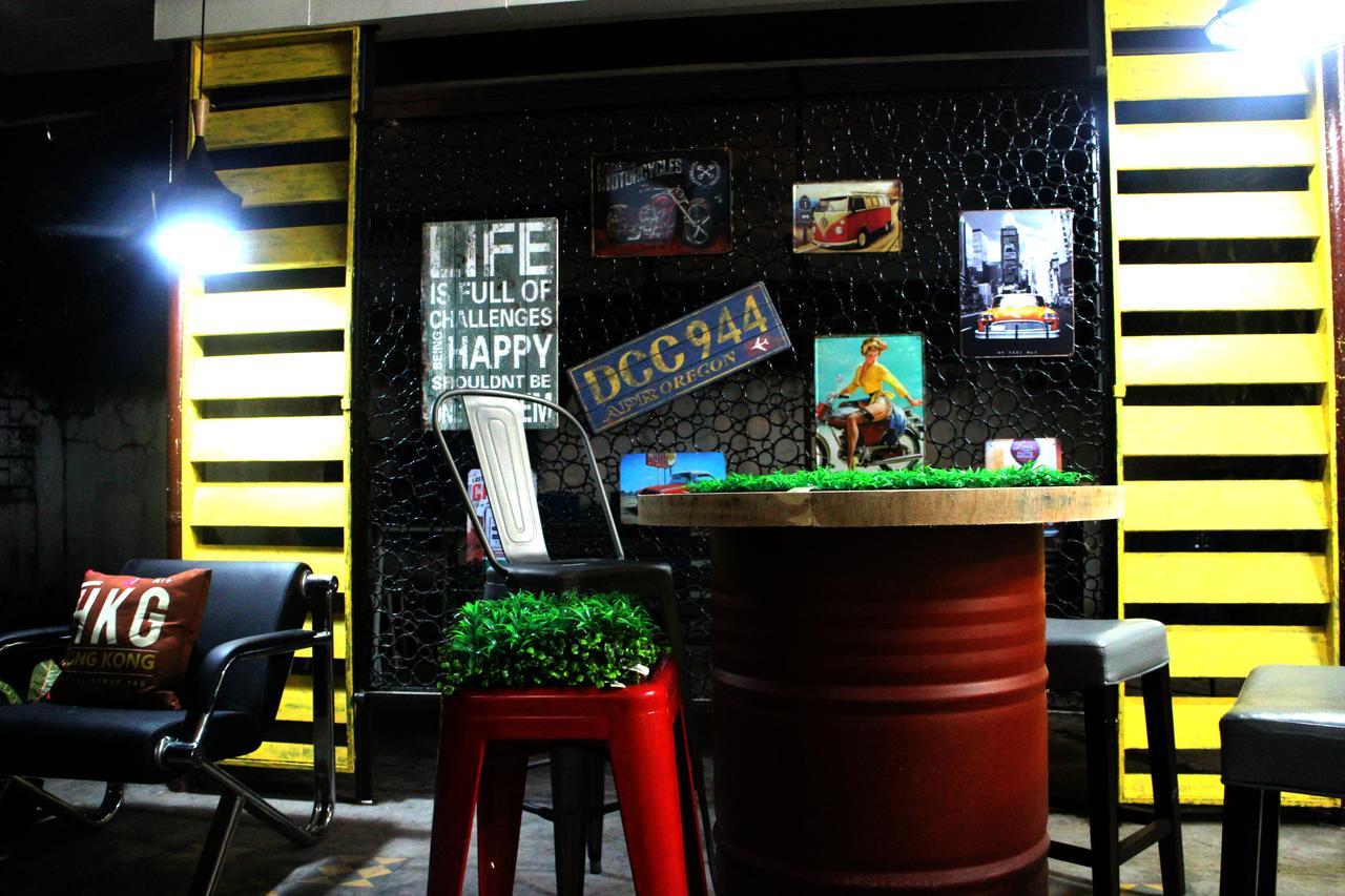 Food District Hostel Cebu Central Zewnętrze zdjęcie